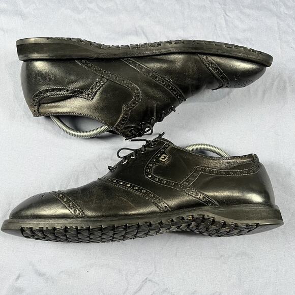 FootJoy Classics Oxford Wingtip Men’s Size 10 Black Leather Golf Shoes 55186 main image 5